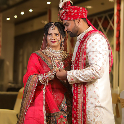 Love has nothing to do with what you are expecting to get—only with what you are expecting to give—which is everything."